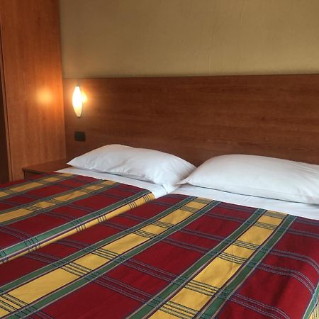 Ski Holidays Apartments ลีวินโญ ภายนอก รูปภาพ