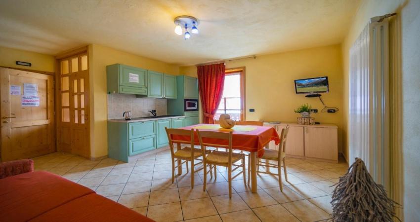 Ski Holidays Apartments ลีวินโญ ภายนอก รูปภาพ
