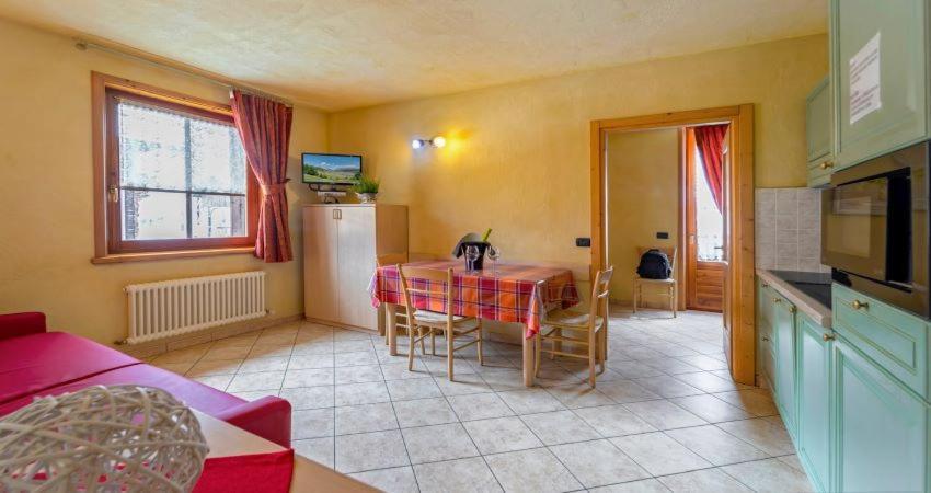 Ski Holidays Apartments ลีวินโญ ภายนอก รูปภาพ